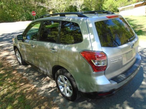Used 2014 Subaru Forester 2.5i Premium w/ All-Weather Package image 7