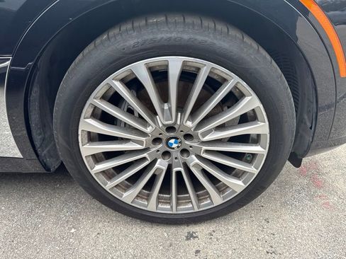 Certified 2025 BMW X7 xDrive40i AWD/4WD image 3