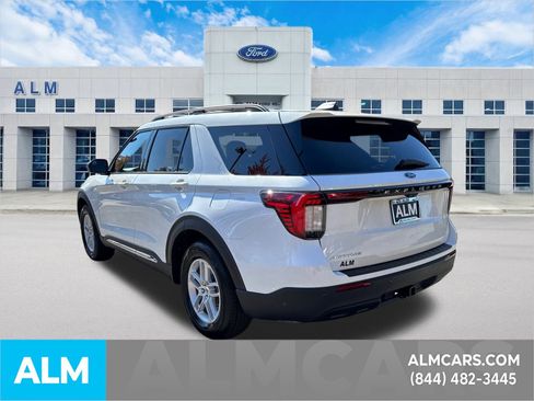 Used 2025 Ford Explorer Active image 9