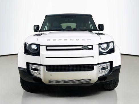 Used 2025 Land Rover Defender 110 S AWD/4WD image 2