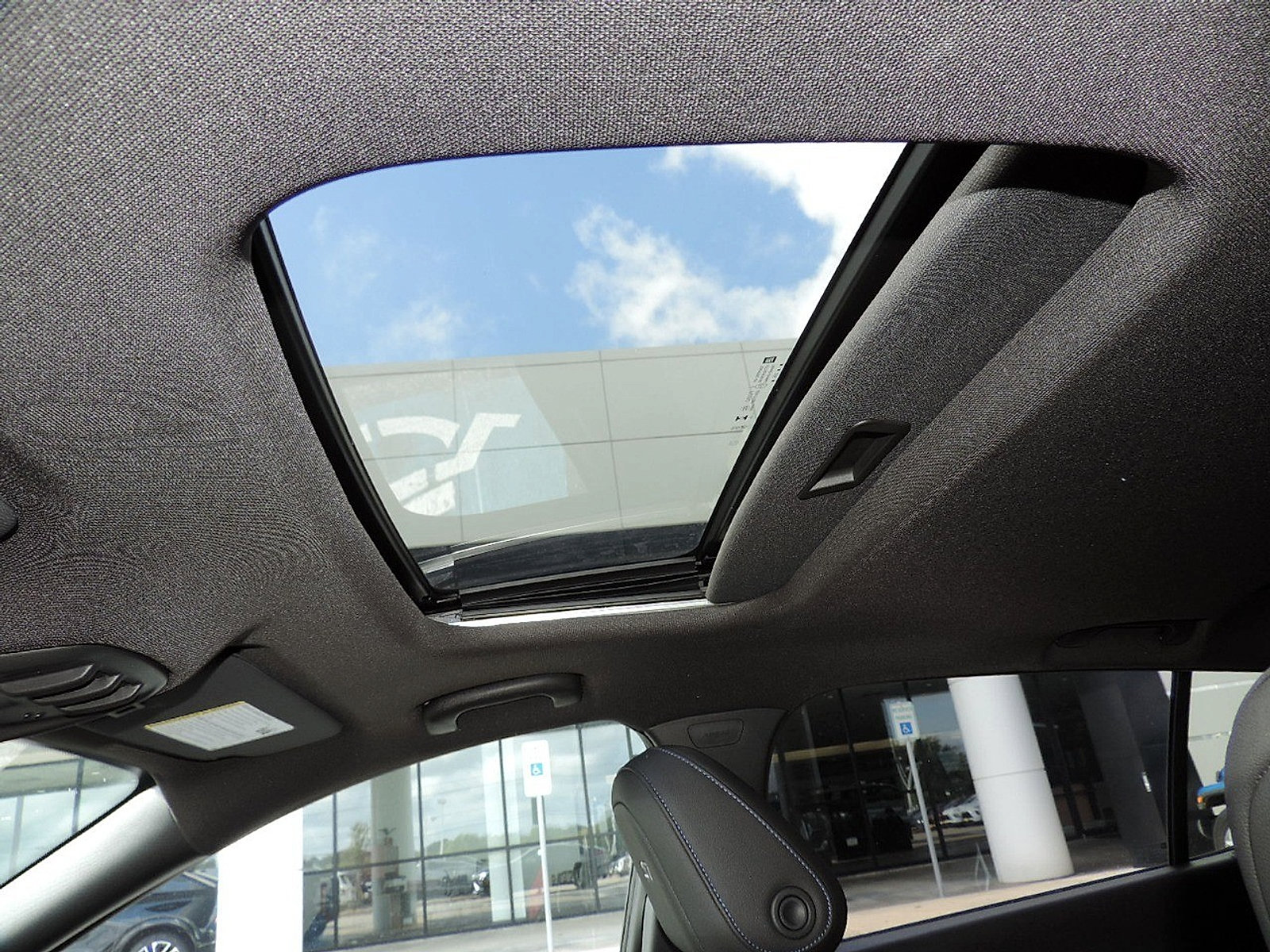 New 2026 Buick Envista Sport Touring w/ Convenience I Package FWD image 9