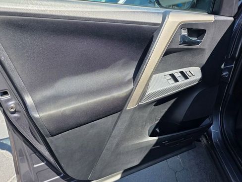 Used 2015 Toyota RAV4 XLE FWD image 10