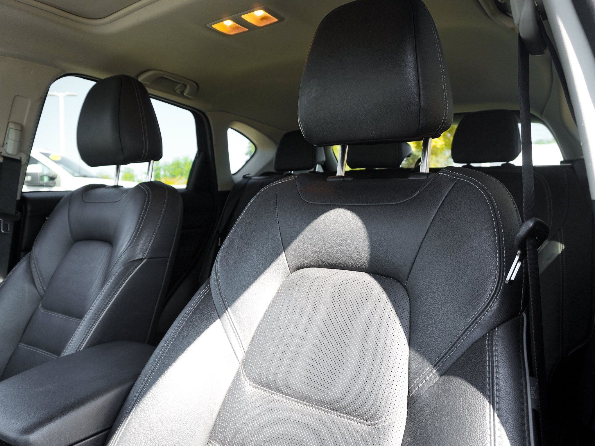 Used 2025 MAZDA CX-5 AWD 2.5 S w/ Preferred Package image 15