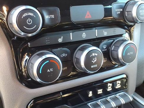 Used 2022 RAM 1500 Big Horn image 21