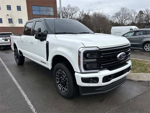 Certified 2025 Ford F250 Platinum image 3