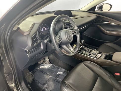 Used 2021 MAZDA CX-30 2.5 Turbo w/ Premium Plus Pkg image 9