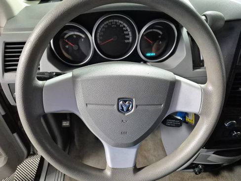 Used 2008 Dodge Grand Caravan SE FWD image 11
