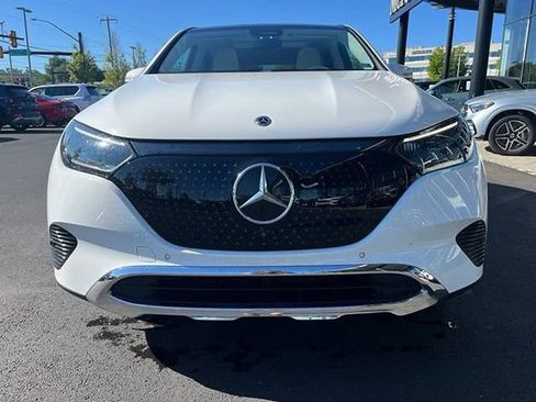 Used 2024 Mercedes-Benz EQS 450+ 4MATIC Sedan image 4