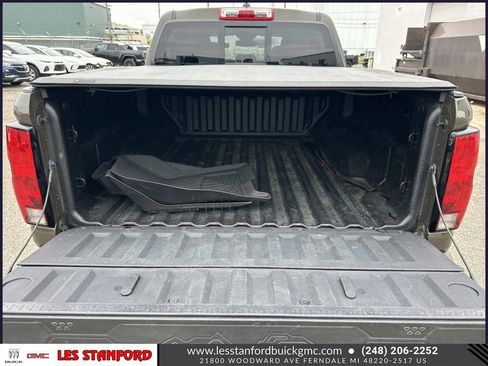 Used 2023 Chevrolet Colorado LT w/ LT Convenience Package II AWD/4WD image 11