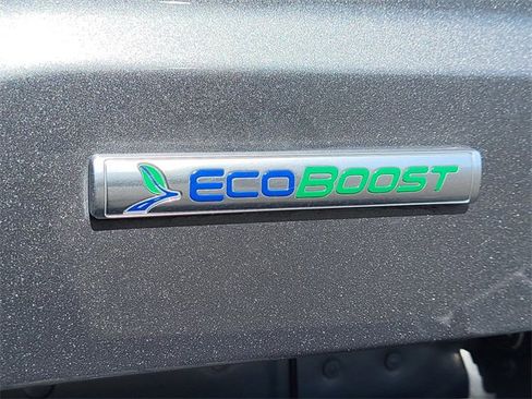 Used 2022 Ford F150 Lariat image 9