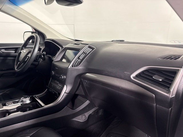 Used 2019 Ford Edge SEL w/ Equipment Group 201A AWD/4WD image 35