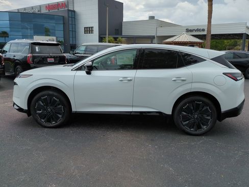 New 2026 Nissan Murano Platinum w/ Cargo Package AWD/4WD image 7