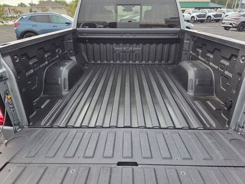 New 2026 GMC Sierra 1500 SLT w/ SLT Premium Plus Package AWD/4WD image 13