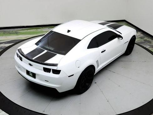 Used 2012 Chevrolet Camaro LS RWD image 29