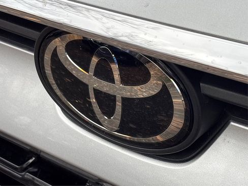 Used 2025 Toyota Grand Highlander AWD image 14