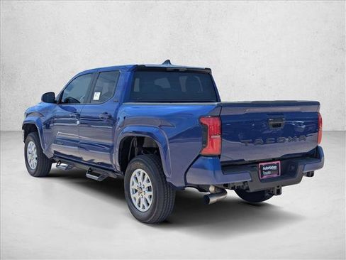 Certified 2025 Toyota Tacoma SR5 image 10