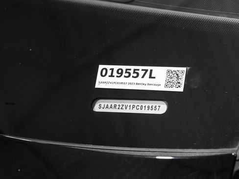 Used 2023 Bentley Bentayga Speed image 66