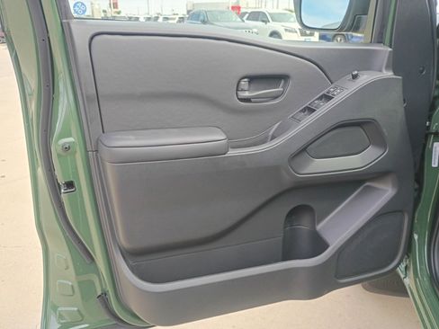 New 2026 Nissan Frontier SV w/ Tow Package image 18