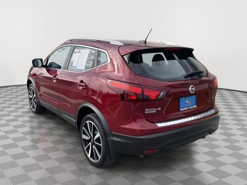 Used 2019 Nissan Rogue Sport SL image 5