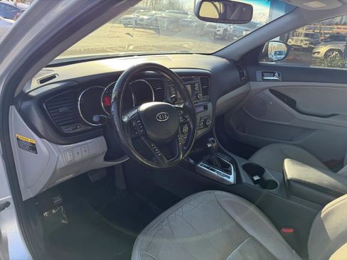 Used 2012 Kia Optima EX w/ Premium Pkg image 10