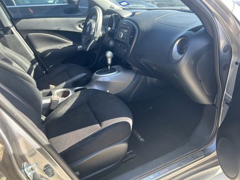 Used 2014 Nissan Juke S image 3
