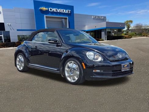 Used 2013 Volkswagen Beetle 2.5 FWD image 33