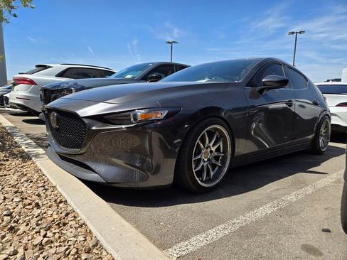 Used 2022 MAZDA MAZDA3 s image 2