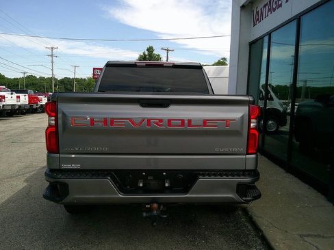 Used 2019 Chevrolet Silverado 1500 Custom AWD/4WD image 6