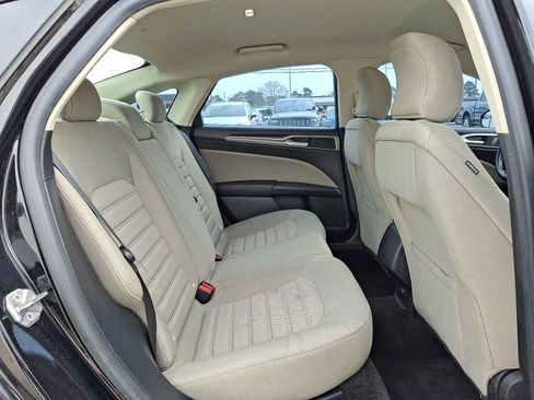 Used 2018 Ford Fusion S image 29