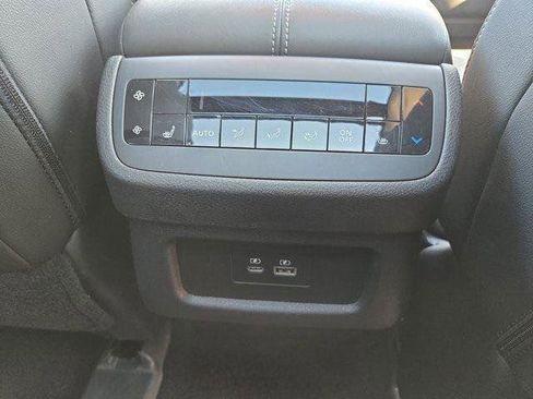 Certified 2025 Nissan Pathfinder SL w/ SL Premium Package image 31