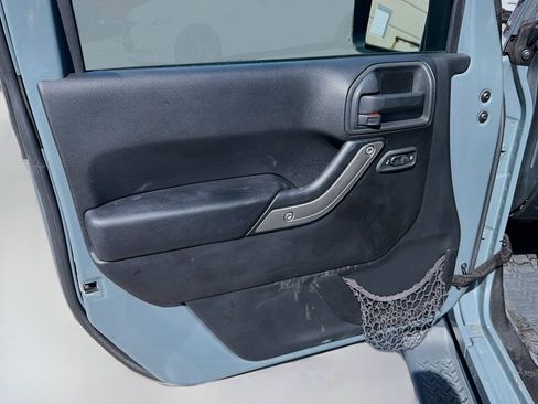 Used 2015 Jeep Wrangler Unlimited Sport w/ Quick Order Package 24S image 21