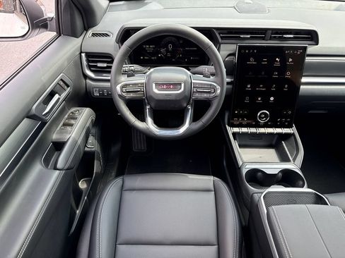 New 2026 GMC Terrain Elevation w/ Elevation Premium Package AWD/4WD image 30