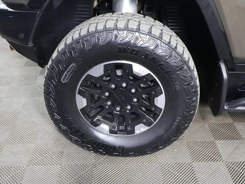 Used 2025 GMC Hummer EV 2X w/ Extreme Off-Road Package AWD/4WD image 25