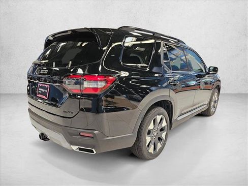 New 2026 Honda Pilot Elite image 5