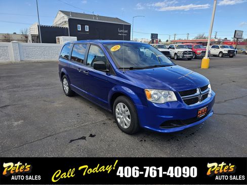 Used 2019 Dodge Grand Caravan SE w/ UConnect Hands-Free Group image 6