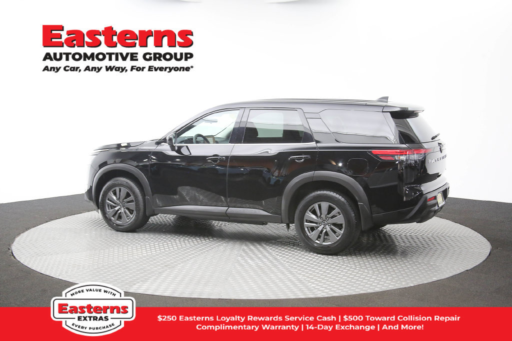 Used 2024 Nissan Pathfinder S AWD/4WD image 60