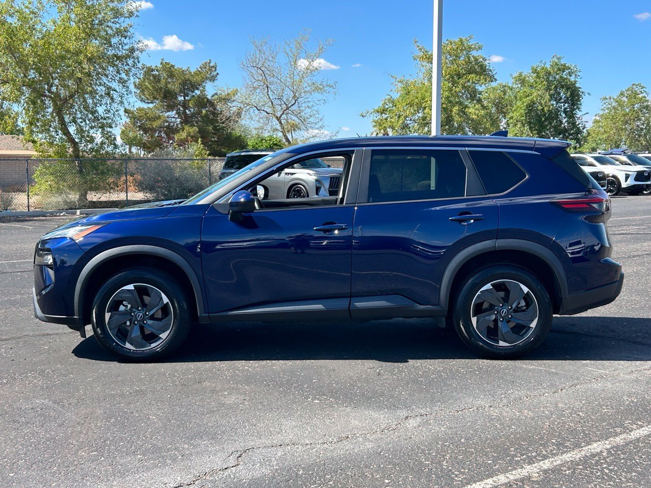 Certified 2024 Nissan Rogue SV AWD/4WD image 2