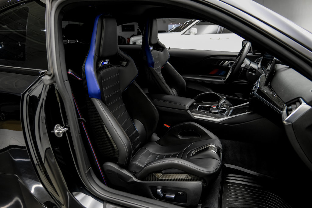 Used 2023 BMW M2 w/ Carbon Package RWD image 43