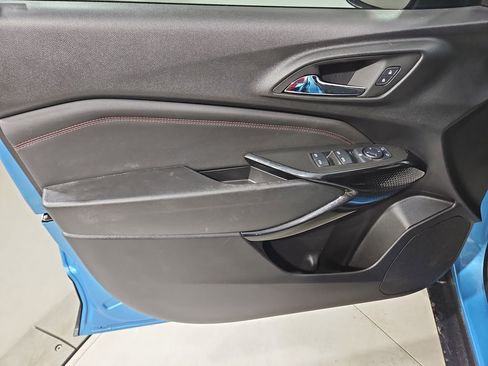 Used 2025 Chevrolet Trax RS w/ Driver Confidence Package image 11