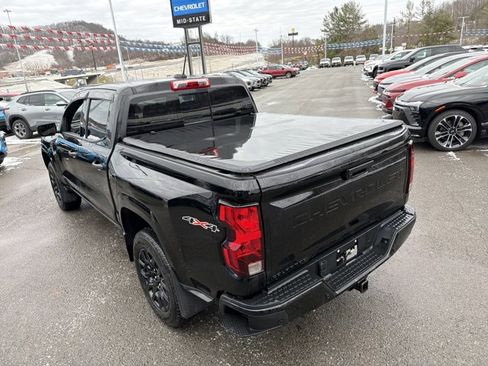 Used 2025 Chevrolet Colorado W/T w/ WT Custom Package image 7