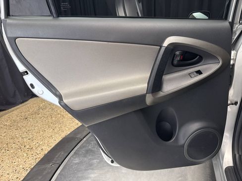 Used 2009 Toyota RAV4 4WD image 16