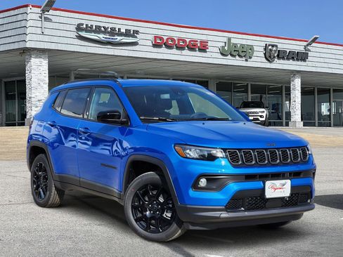 New 2026 Jeep Compass Latitude image 1