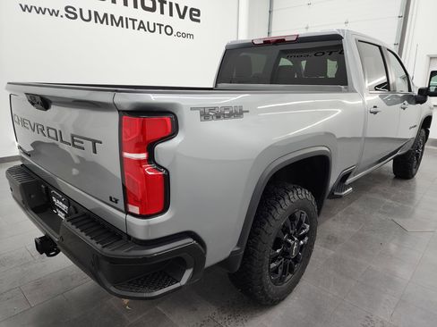 Used 2025 Chevrolet Silverado 2500 LT w/ Trail Boss Package image 4
