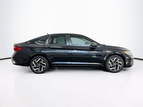 Used 2024 Volkswagen Jetta SEL FWD image 10