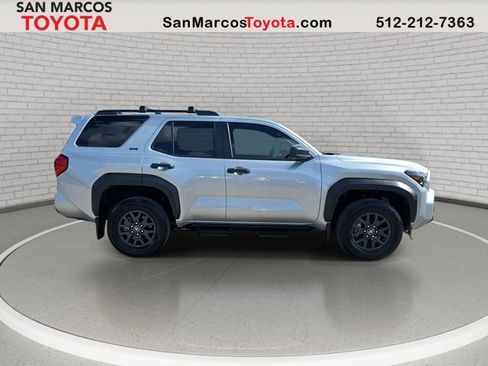 Used 2025 Toyota 4Runner SR5 RWD image 5