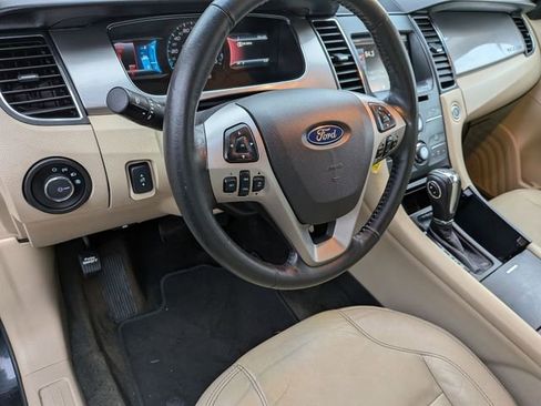 Used 2013 Ford Taurus SEL image 17