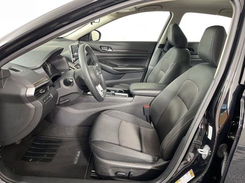 Used 2024 Nissan Altima 2.5 SV image 20