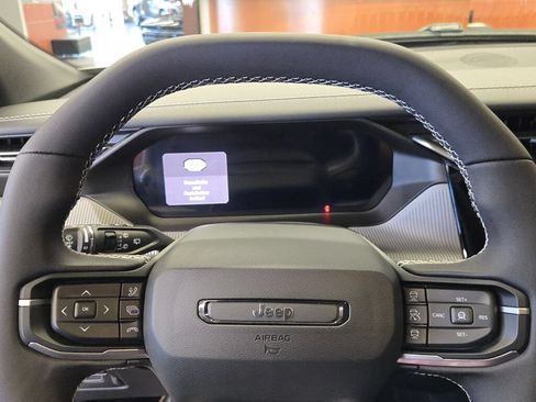 New 2026 Jeep Cherokee Laredo AWD/4WD image 28