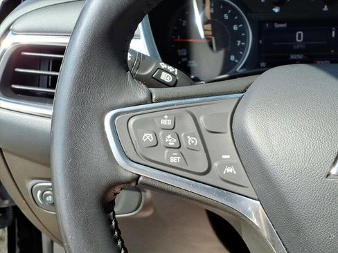 Used 2022 Chevrolet Equinox LT image 17