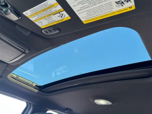 Used 2013 Ford F150 Platinum image 26